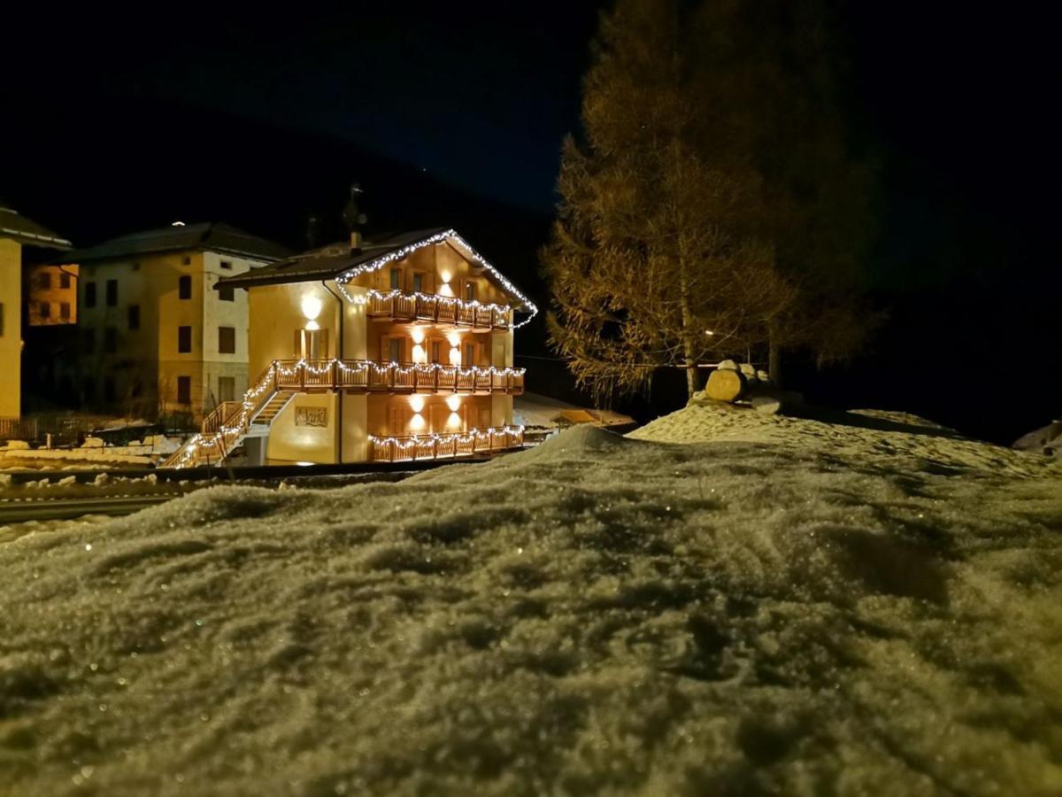 فندق Ai Larici Perarolo di Cadore المظهر الخارجي الصورة